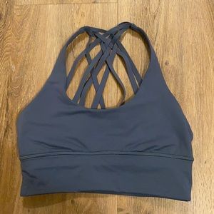 Lululemon free to be moved bra